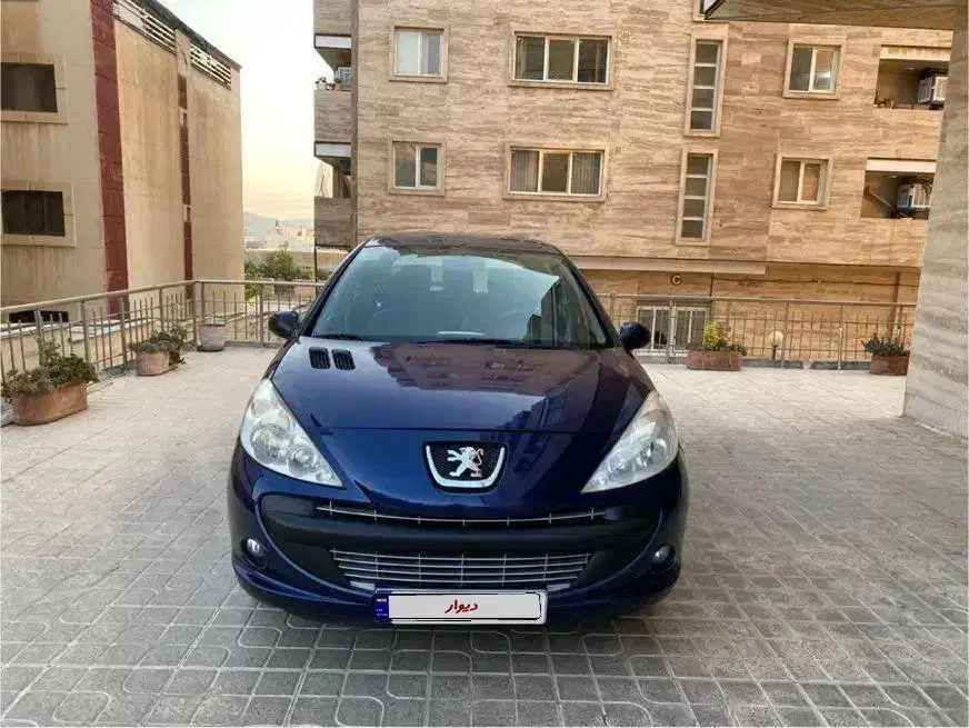۲۰۷ مدل ۹۰ آبی کاربنی|خودرو سواری و وانت|شیراز, شهرک گلستان|دیوار