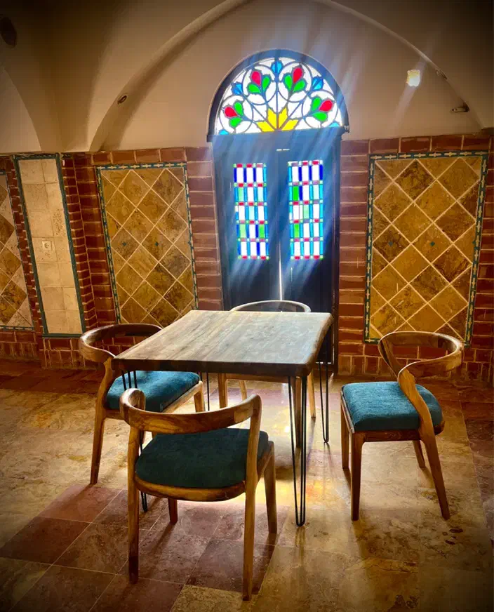 تولید میز و‌صندلی با چوب گردو|میز و صندلی غذاخوری|جیرفت, |دیوار