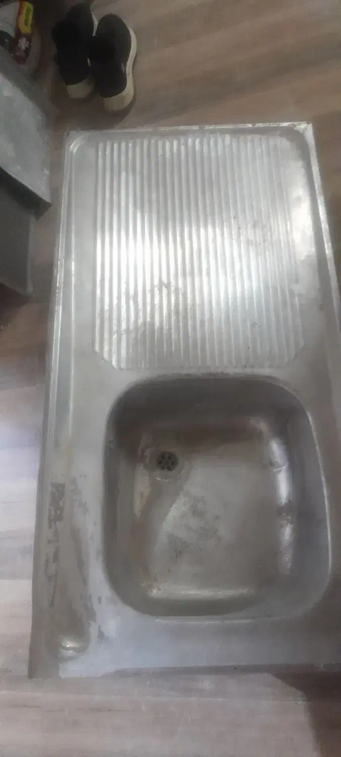 سینگ تک قلو|آبچکان و نظمدهنده ظروف|گرگان, |دیوار