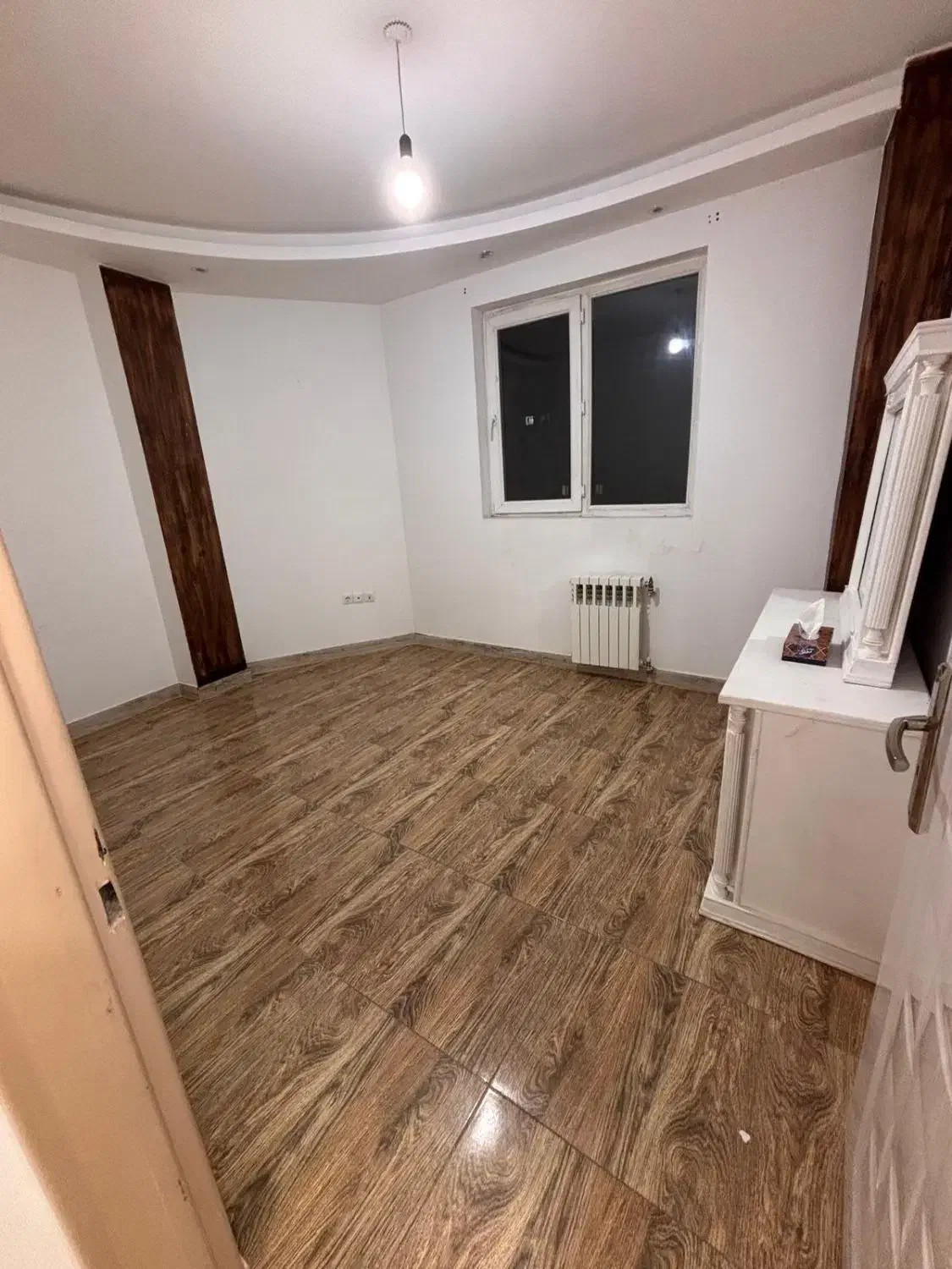 واحد ۸۰ متری بر اصلی امیر شهید|فروش دفتر کار، اتاق اداری، مطب|لاهیجان, امیرشهید|دیوار