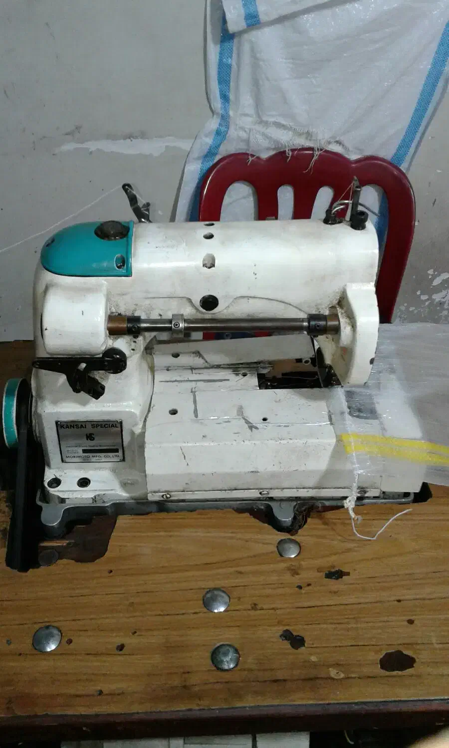 فروش انواع چرخهای گونی دوزی ومیز بورش|چرخ خیاطی و ریسندگی|چگنی, |دیوار