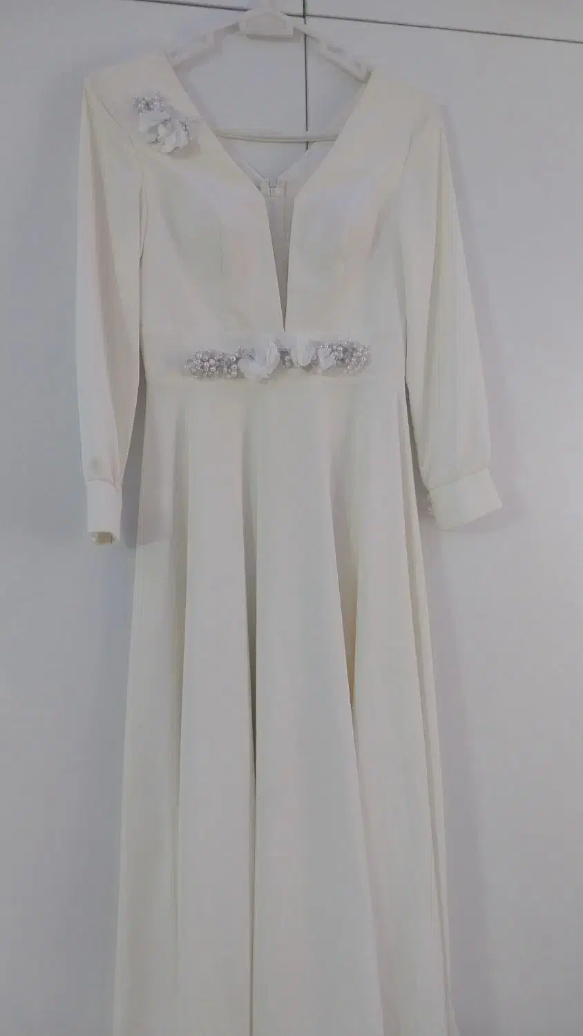 لباس عقد|لباس|گرگان, |دیوار