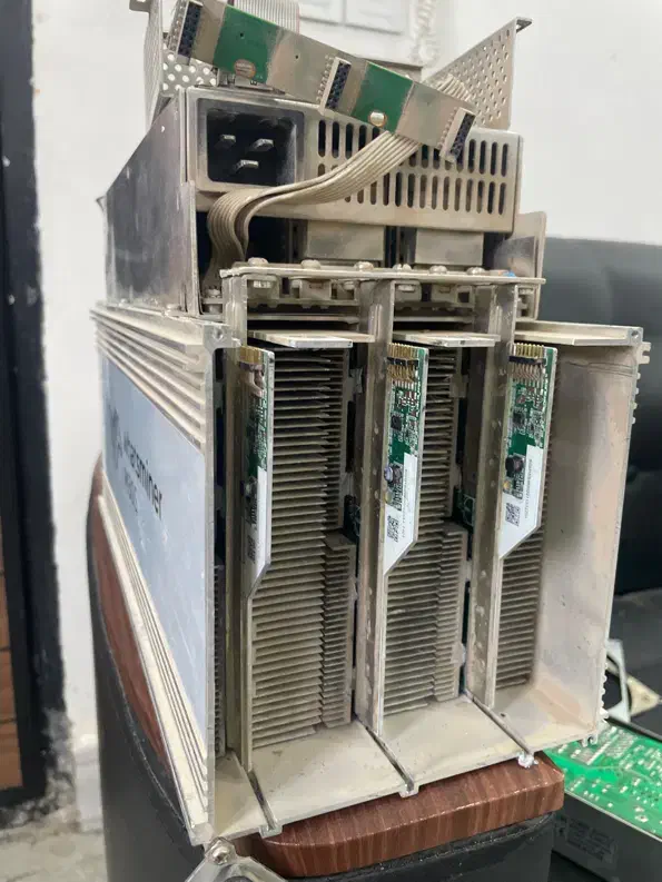 تعمیرات تخصصی پاور و هشبرد اداک ماینر|خدمات رایانهای و موبایل|اهواز, کمپلو جنوبی|دیوار