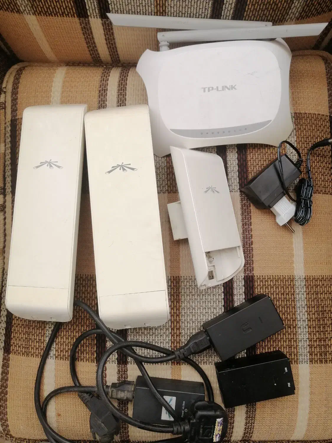 فروش آنتن اینترنت وایرلس و مودم|مودم و تجهیزات شبکه|شیراز, غدیر جنوبی|دیوار