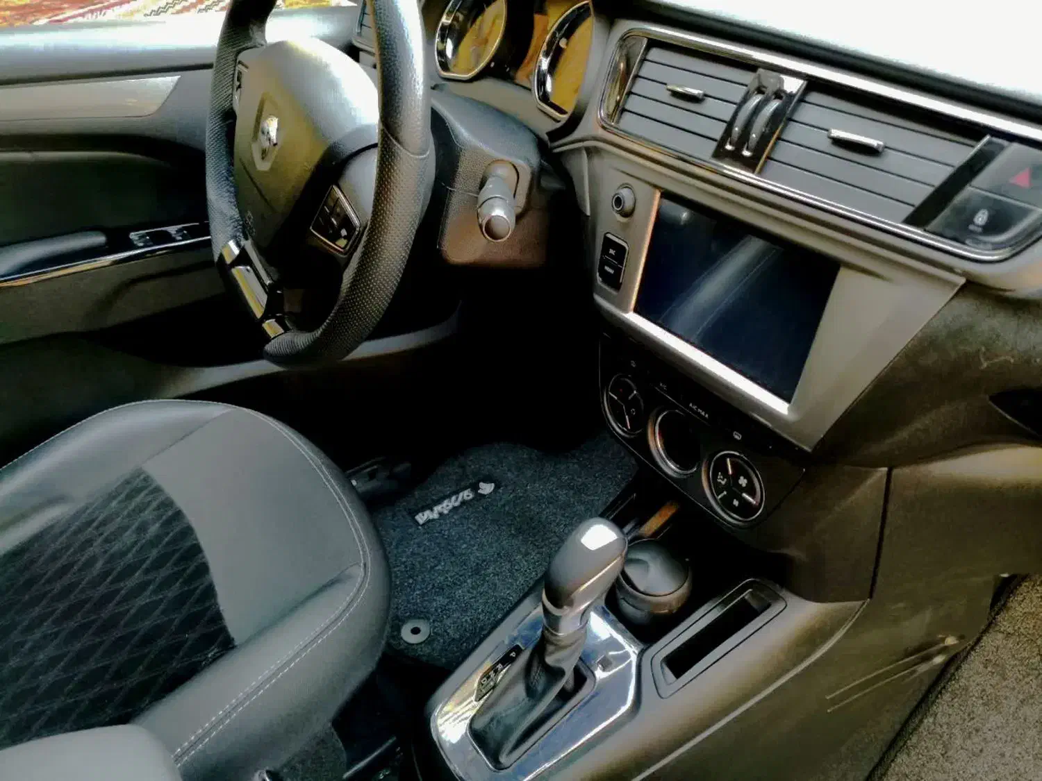 تارا اتوماتیک V4 فول آبشنال مدل ۱۴۰۴معاوضه هم دارم|خودرو سواری و وانت|مشهد, آزادشهر|دیوار