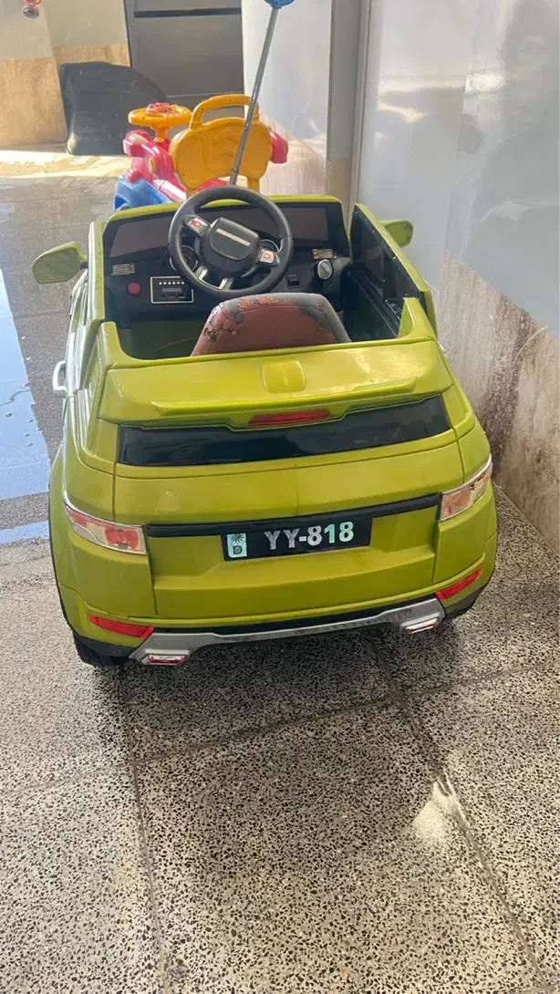 ماشین شارژی|اسباببازی|شاهینشهر, خانه کارگر|دیوار