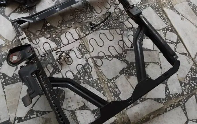 چراغ لاستیک کاسه چرخ اسکیت صندلی دیسک صفحه پراید|قطعات یدکی و لوازم جانبی|رشت, فلسطین|دیوار