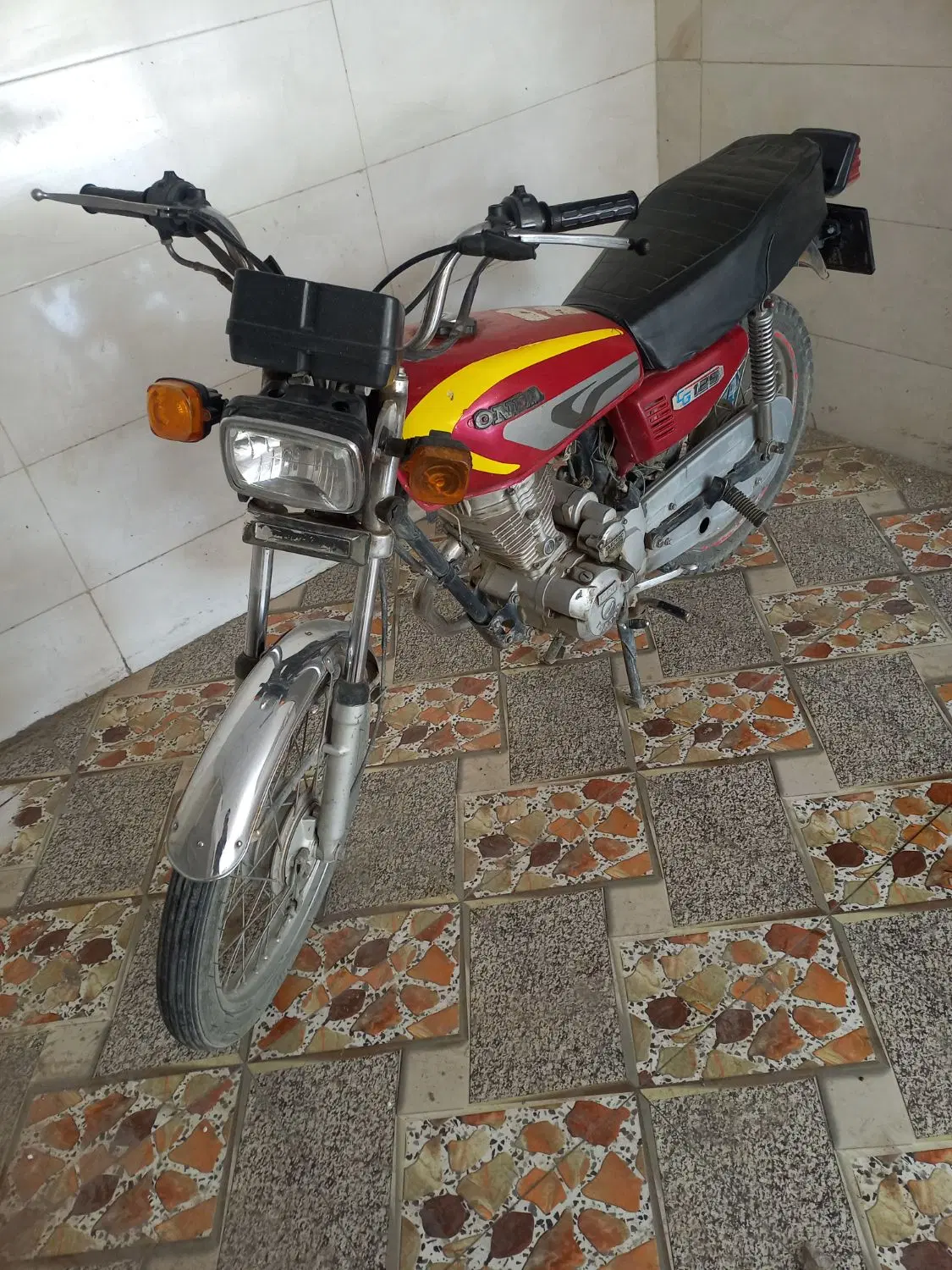 ۱۲۵ تکتاز مدل۹۳|موتورسیکلت|همدان, |دیوار
