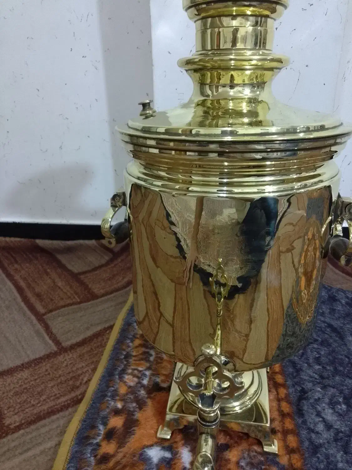 سماور روسی عتیقه|کلکسیون اشیاء عتیقه|اردبیل, |دیوار