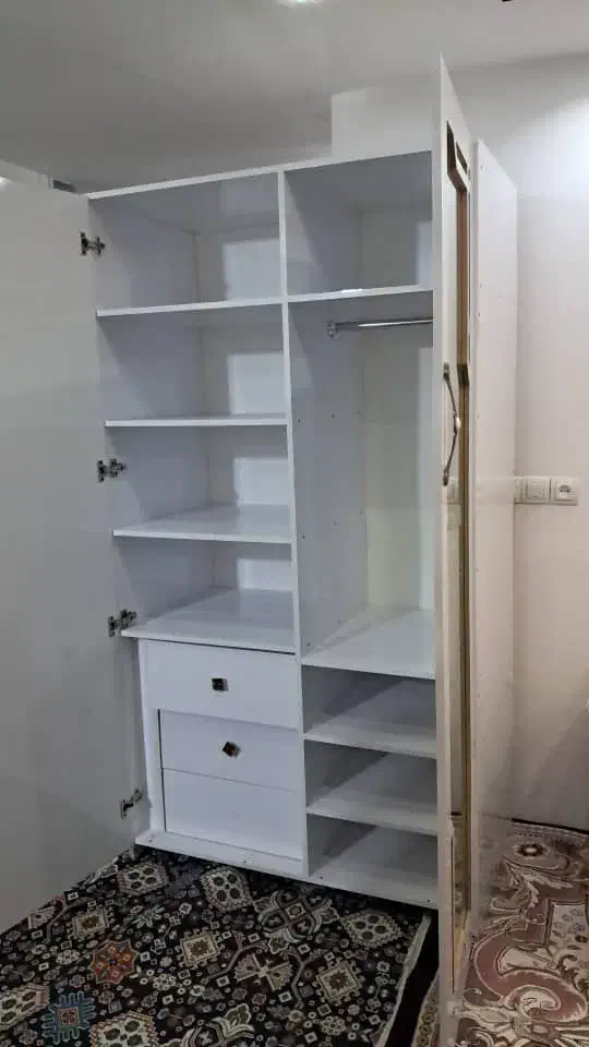 یک عدد کمد ام دی آف سیار جادار نو نصف قیمت|جاکفشی، کمد، دراور|یاسوج, |دیوار