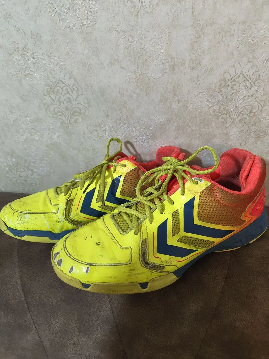 کفش فوتسال‌ کفی خفن|کیف، کفش، کمربند|کرمان, |دیوار