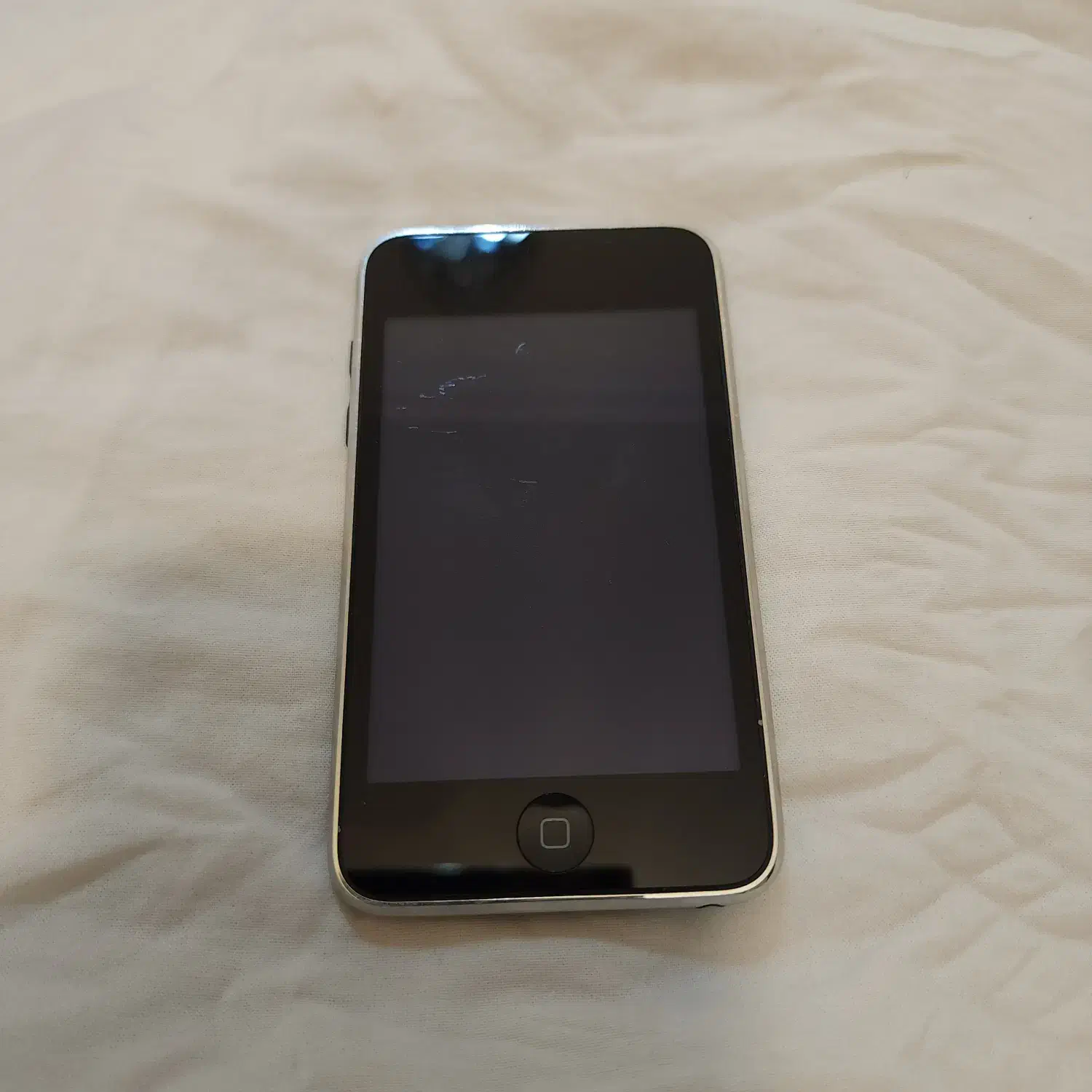 آیپاد کاملا سالم درحدنو ipod|پخش‌کننده همراه|تهران, اقدسیه|دیوار