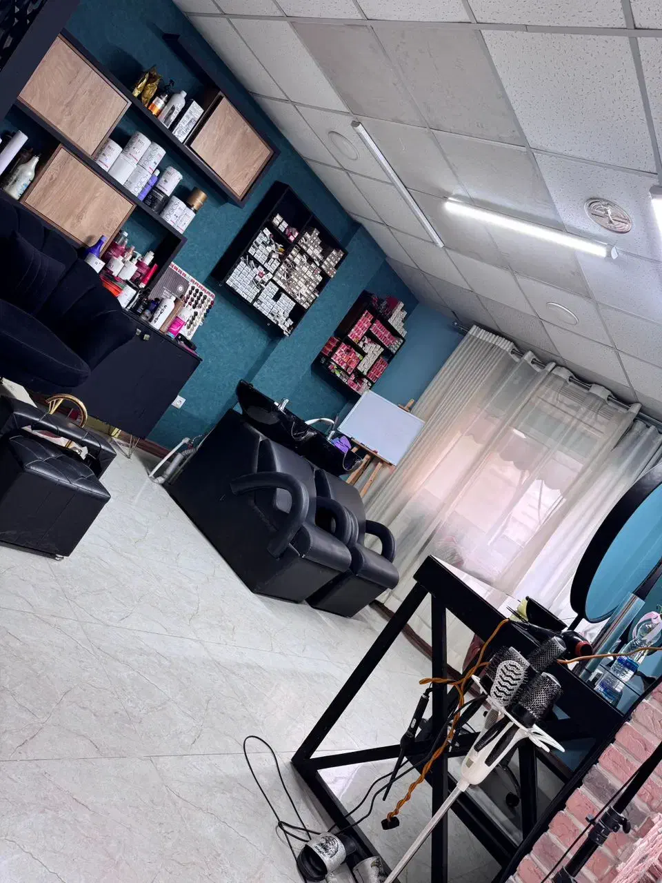 ۸۰متر/بر اصلی فاز ۱ معلم/۶دانگ سند تجاری/تابلو خور|فروش دفتر کار، اتاق اداری، مطب|رشت, معلم|دیوار