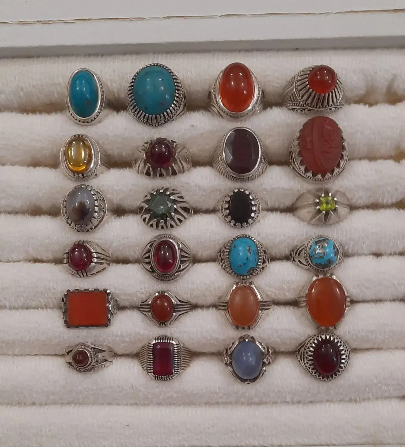 انگشترای نقره همگی عیار ۹۲۵ گرمی ۳۲۰ تومن|جواهرات|اردبیل, |دیوار