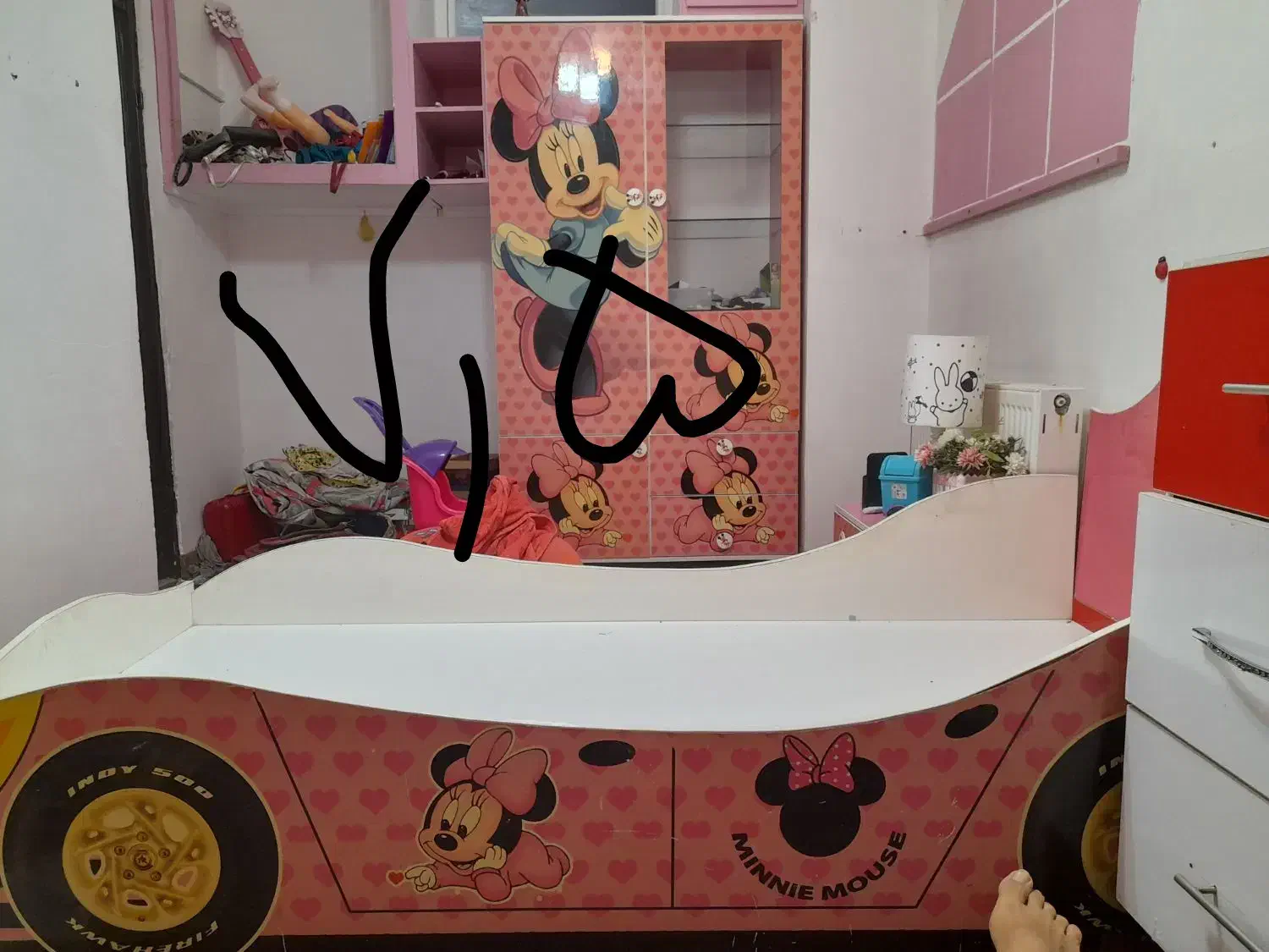 تختخواب میز تلویزیون وسایل به درد بخور|تخت و سرویس خواب|تبریز, |دیوار