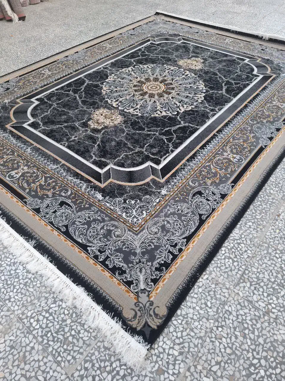 خرید فرش مستقیم از درب کارخانه|فرش|آران و بیدگل, |دیوار