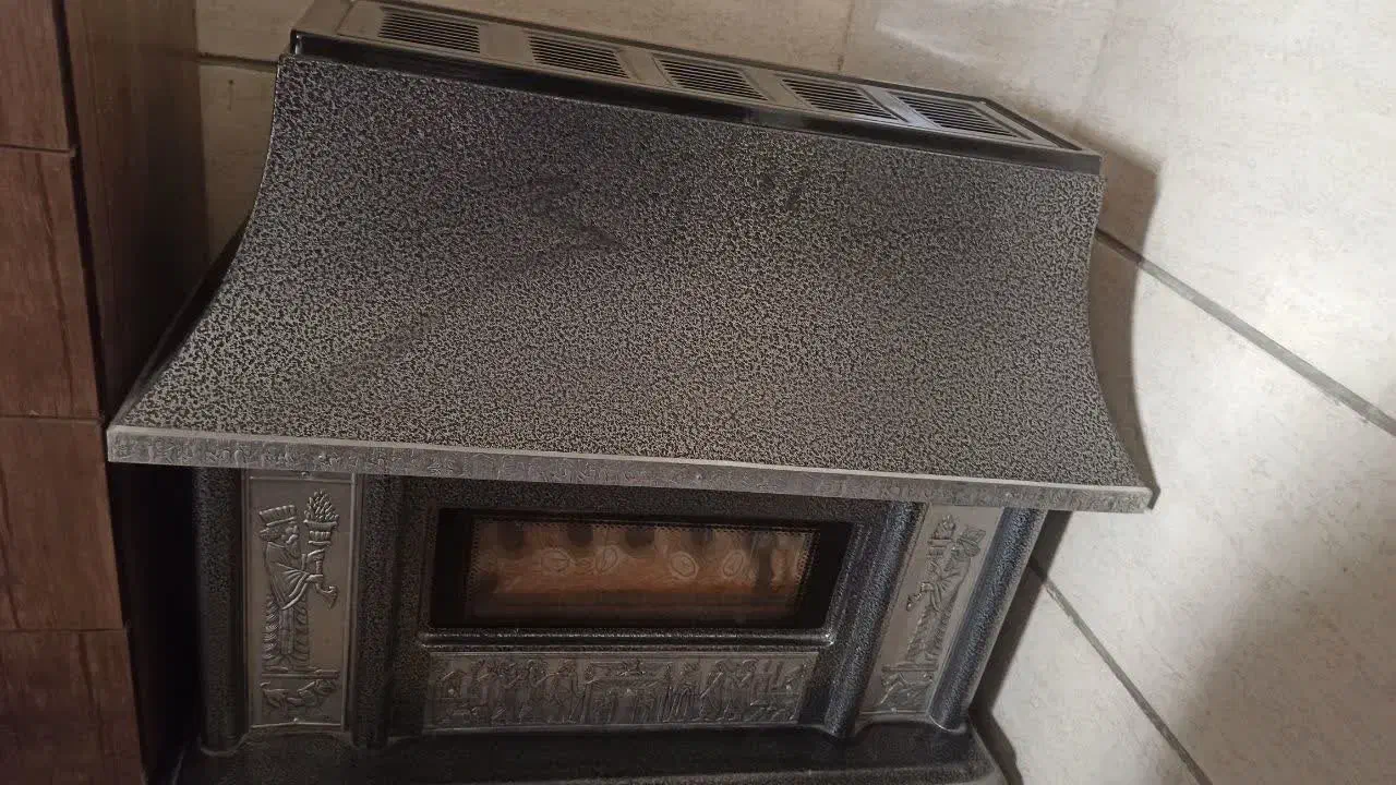 یک عدد بخاری گازی و یک عدد بخاری برقی|بخاری، هیتر، شومینه|تهران, شهرک شریعتی|دیوار