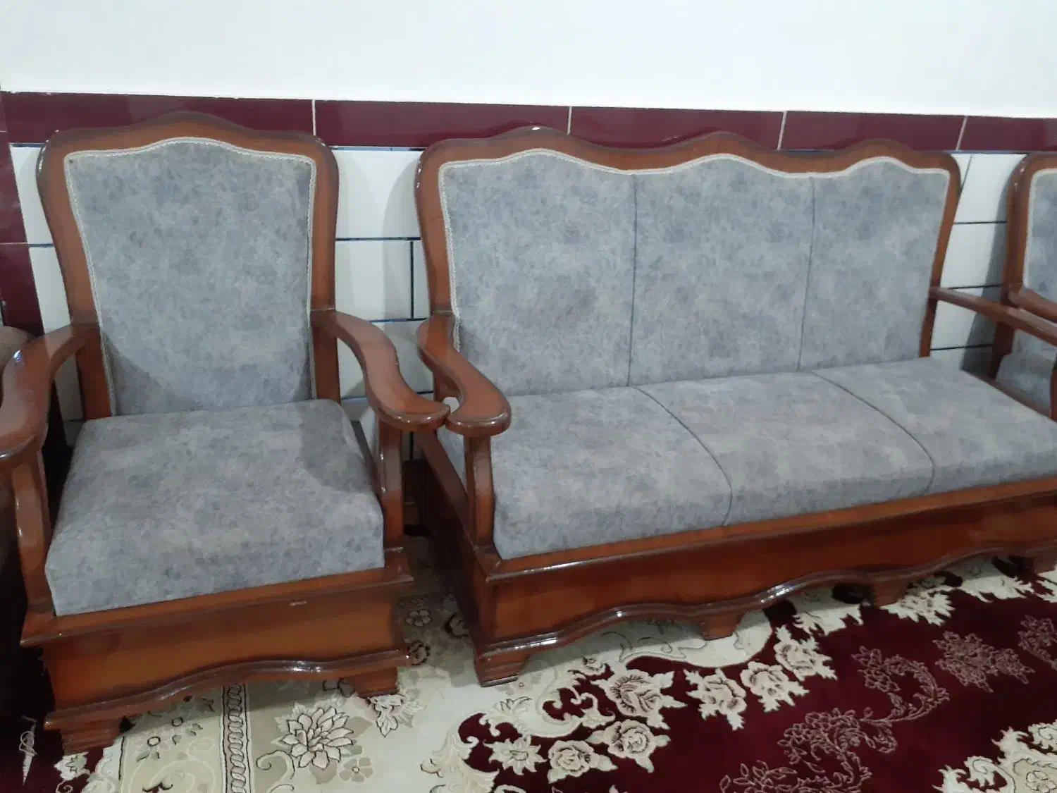 مبل در حد نو|مبلمان خانگی و میز عسلی|بشاریات, |دیوار