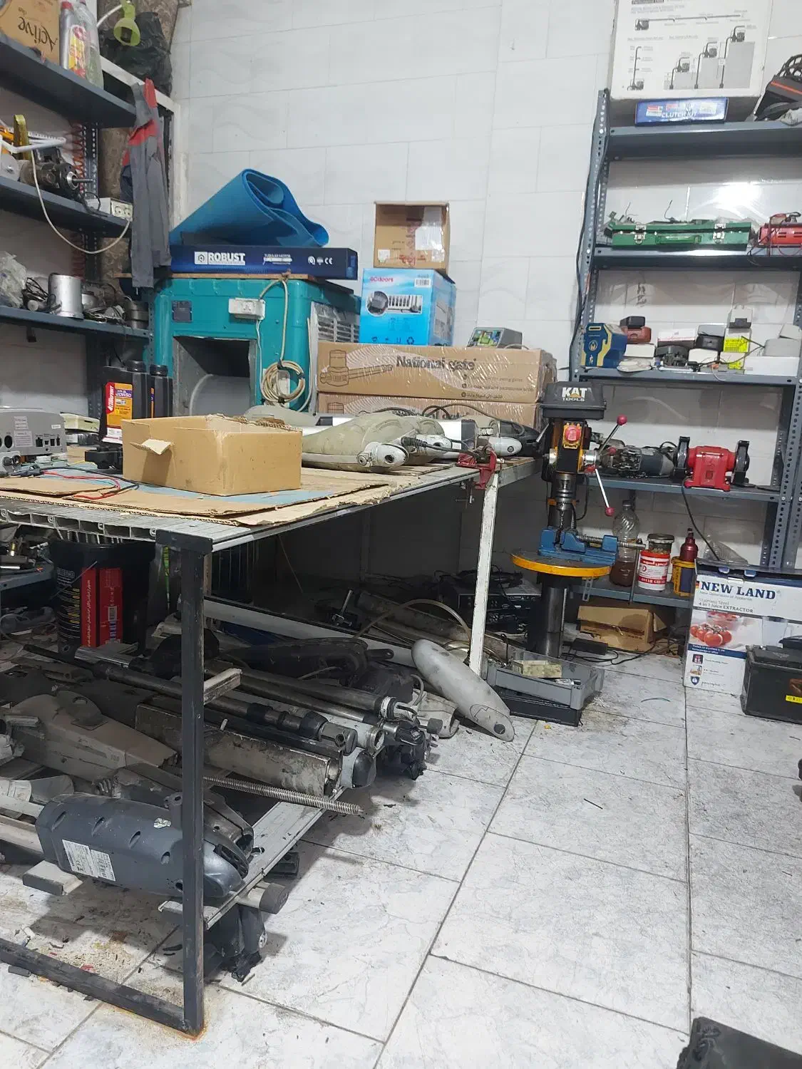 تعمیرات تخصصی درب برقی|خدمات پیشه و مهارت|شیراز, زرهی|دیوار