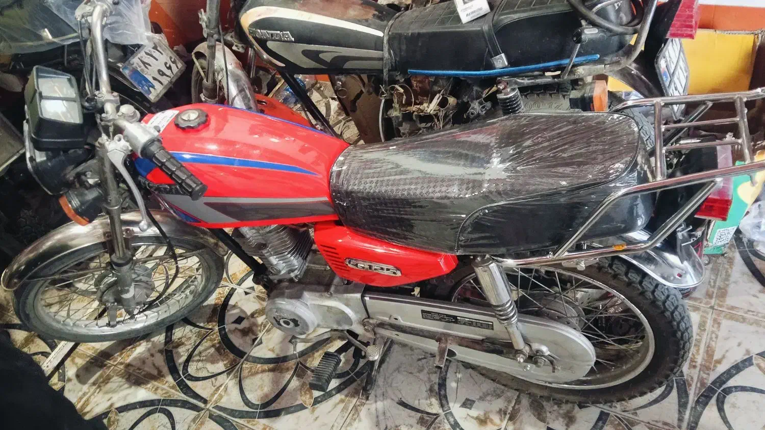 هوندا 125|موتورسیکلت|کهنوج, |دیوار