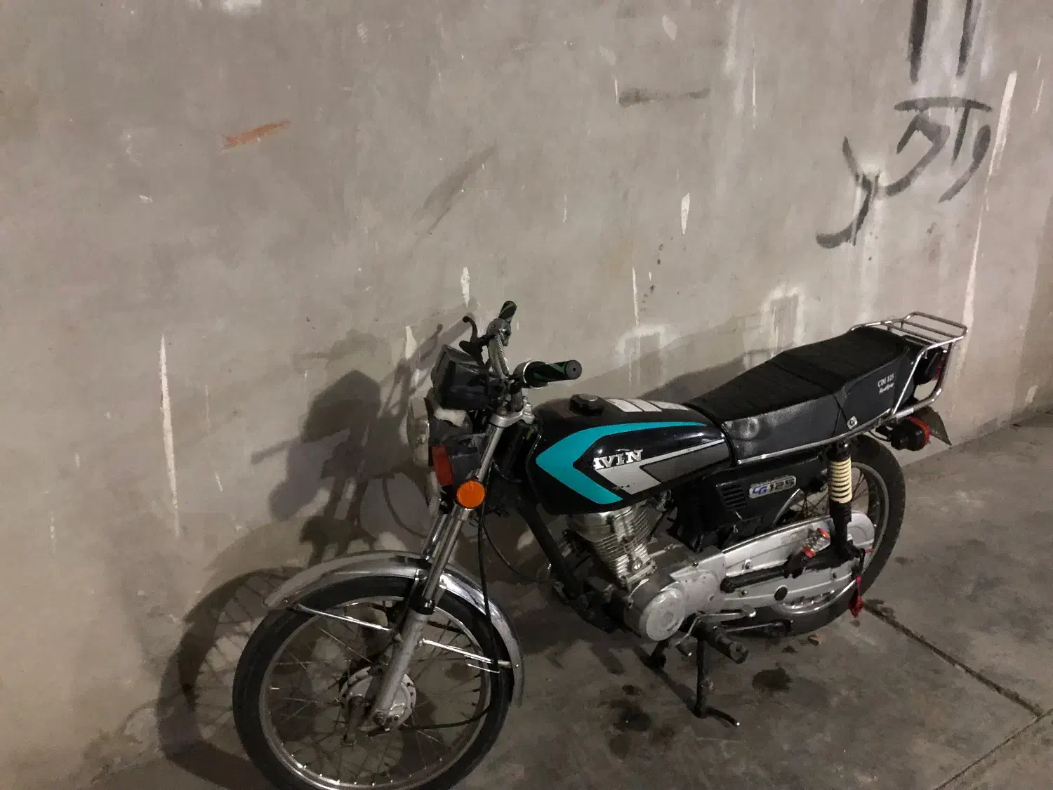 فروشی برند هومن|موتورسیکلت|اسلامشهر, زرافشان|دیوار