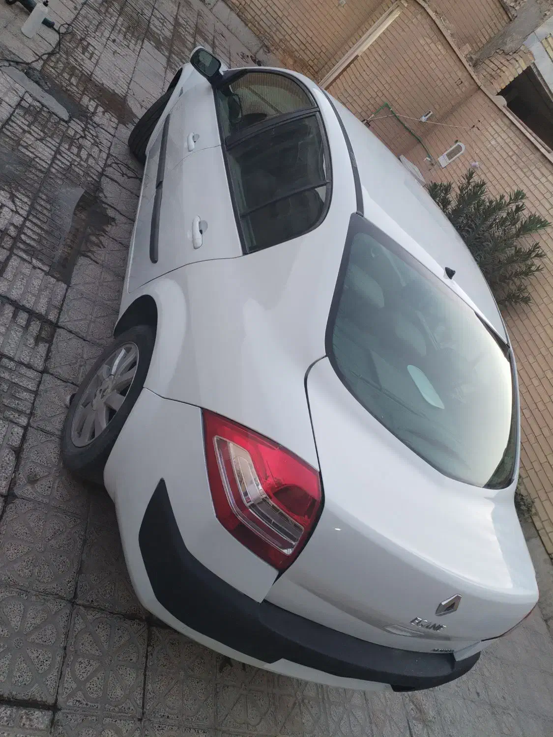 مگان مدل 89 اتومات 2000cc(معاوضه شرایط)|خودرو سواری و وانت|نجفآباد, شریعتی غربی|دیوار