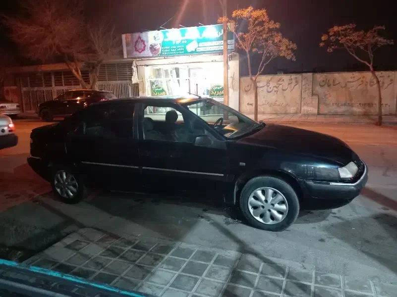 زانتیا ۱۸۰۰|خودرو سواری و وانت|خمینی‌شهر, |دیوار