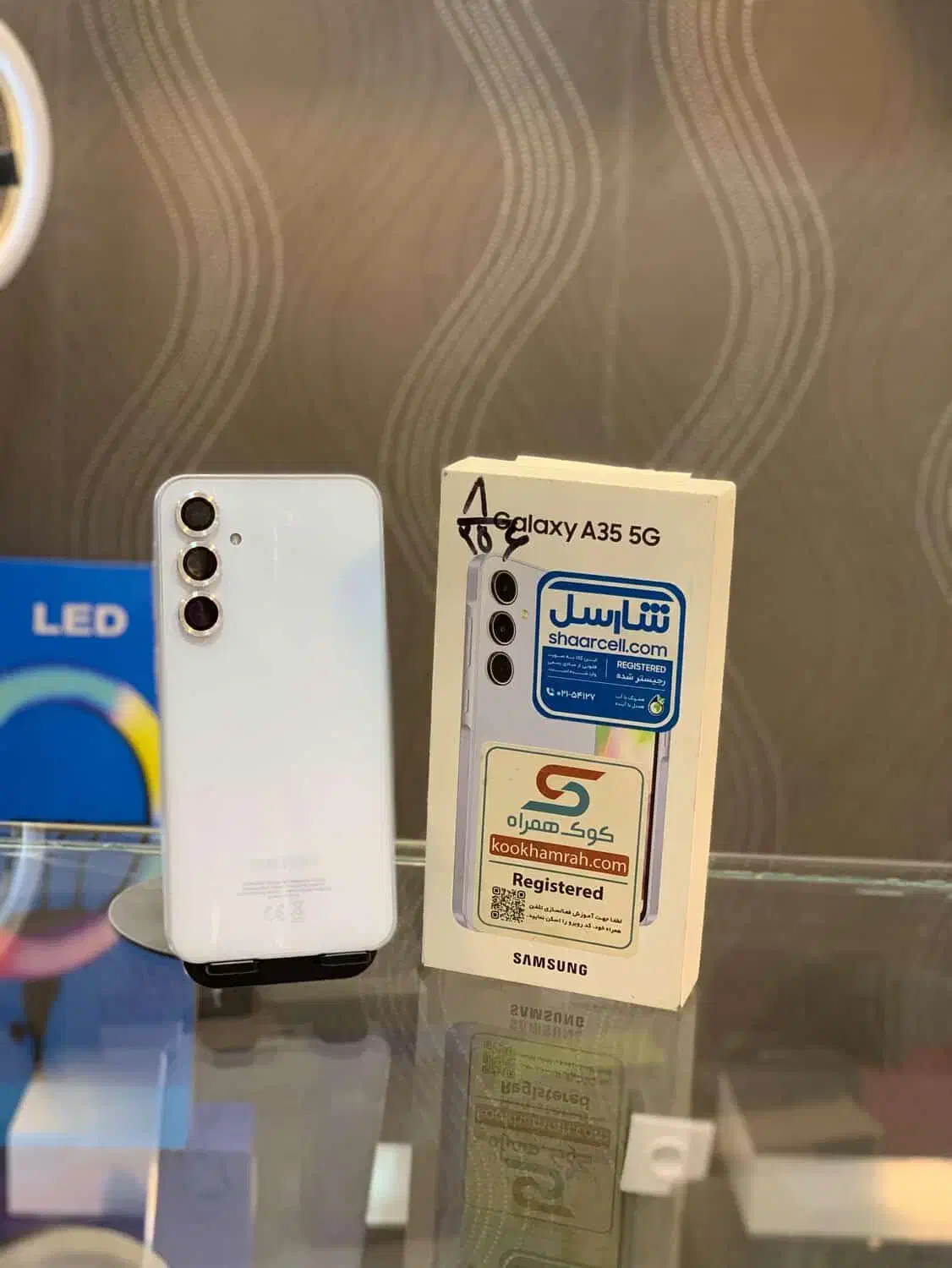 A35 256/8 سفید صحیح و سلامت با گارانتی ۴ ماهه|موبایل|پاکدشت, شهرک امام رضا|دیوار