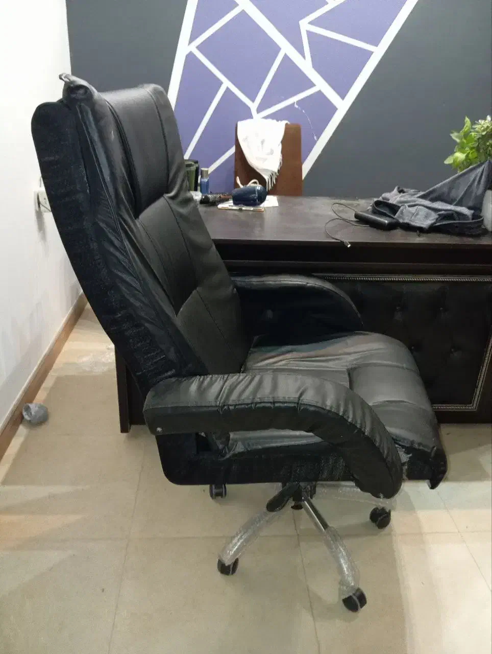 صندلی مدیریت درحد اکبند|مبلمان اداری|نظرآباد, رسالت|دیوار