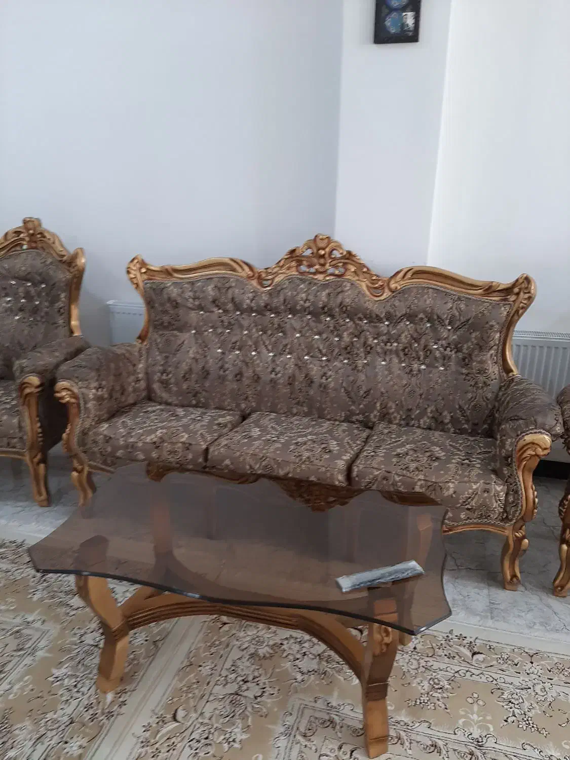 مبل سلطنتی 7 نفره|مبلمان خانگی و میز عسلی|قروه, |دیوار