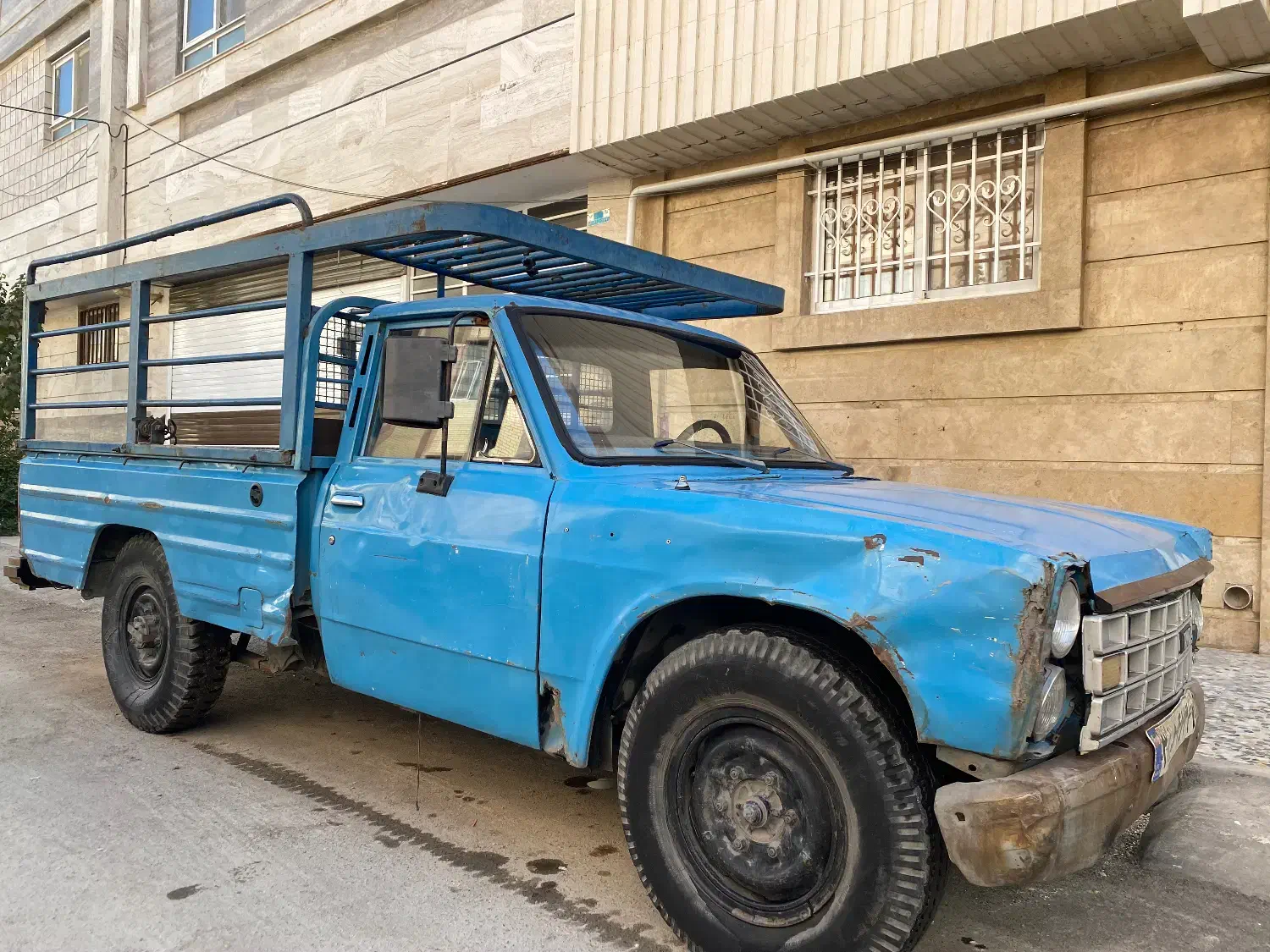 نیسان ۶۲|خودرو سواری و وانت|شاهین‌شهر, خانه کارگر|دیوار