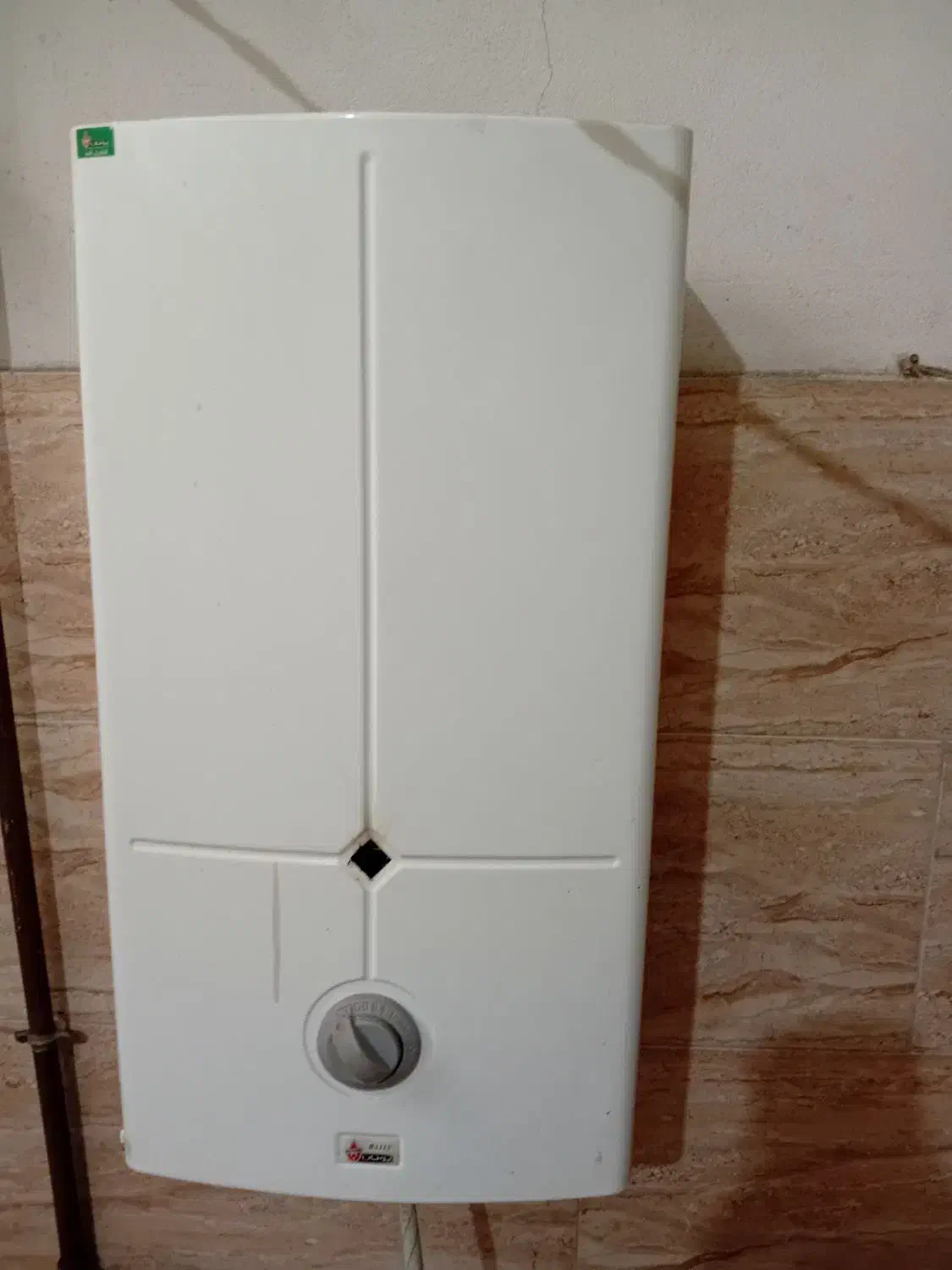 آبگرمکن دیواری بوتان ۳۱۱۵|آبگرمکن، پکیج، شوفاژ|رشت, سلیمانداراب|دیوار