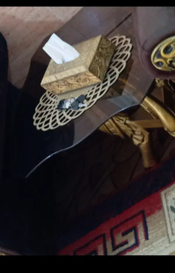 دو عدد عسلی با میز بزرگ وسط کاملا تمیز|مبلمان خانگی و میز عسلی|بندر ماهشهر, |دیوار