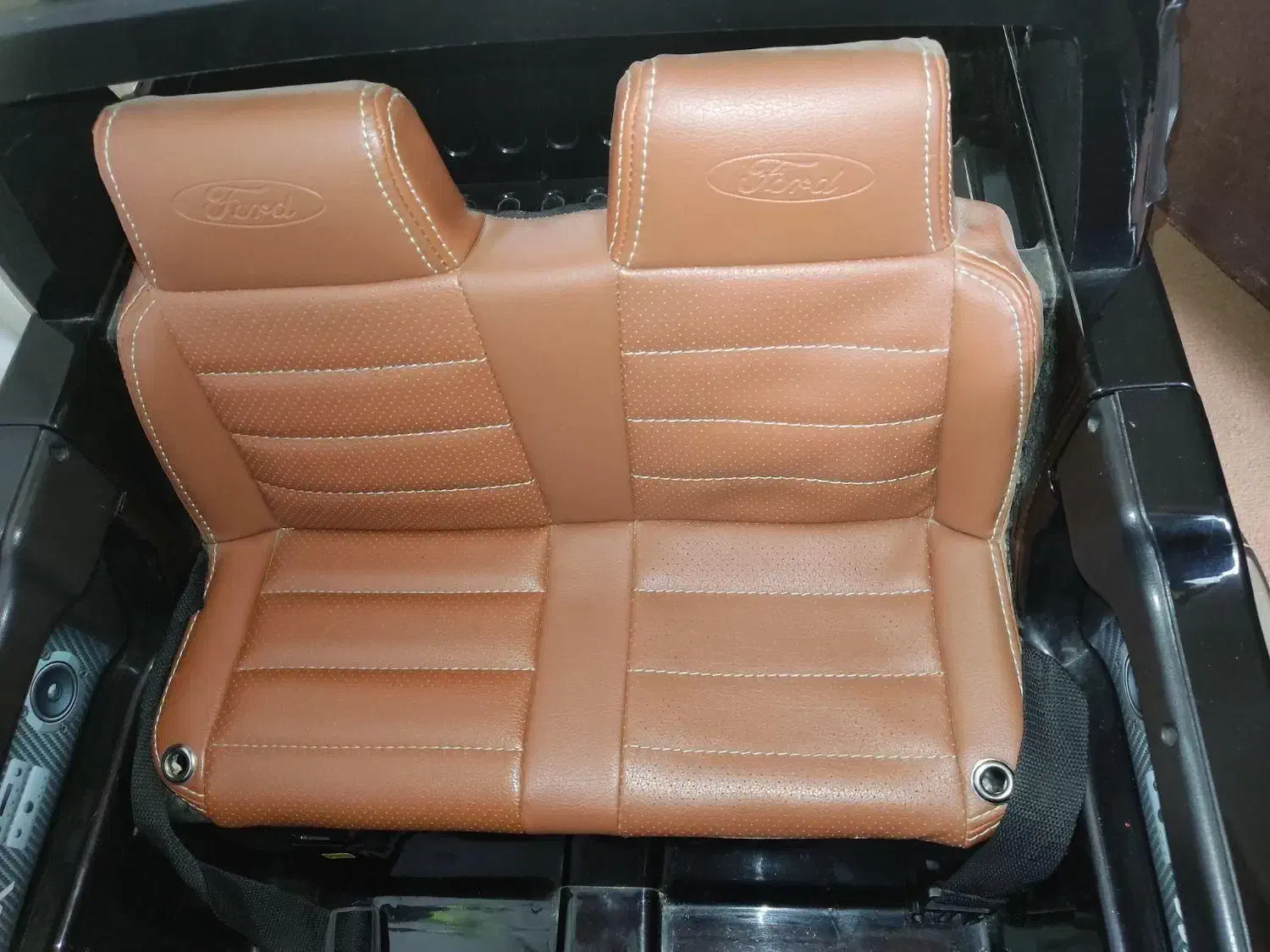 ماشین شارژی مدل فورد|اسباب‌بازی بچه|رشت, شالکو|دیوار