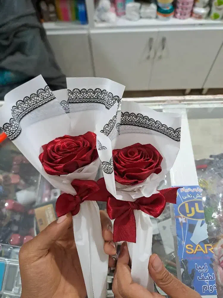 گل روبانی|گل مصنوعی|رودان, |دیوار