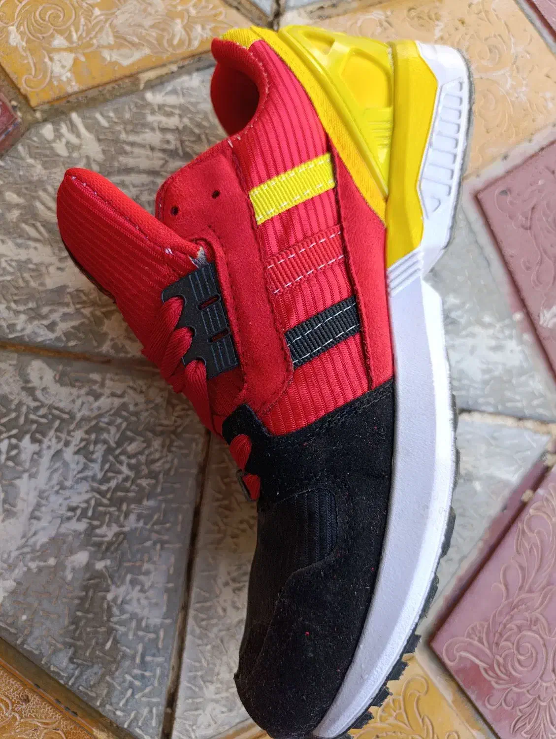 کتونی آدیداس نو|کیف، کفش، کمربند|گرمی, |دیوار