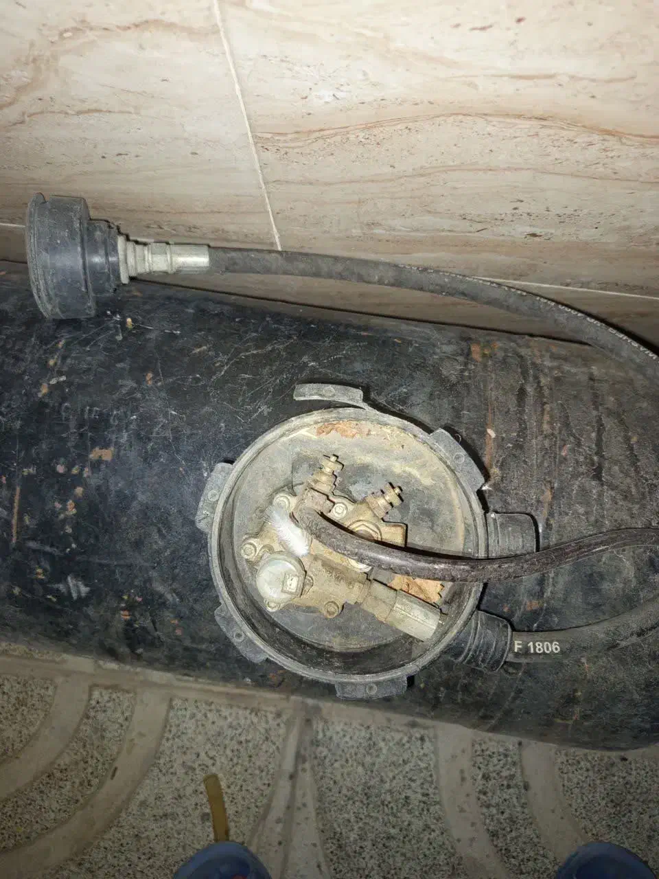 مخزن گازال پی جی سالم 60کیلو پرایدی|قطعات یدکی و لوازم جانبی|قرچک, باقرآباد|دیوار