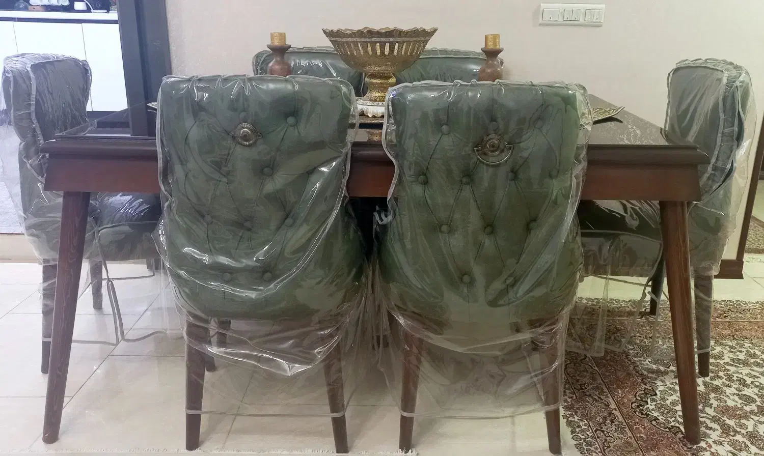 نهارخوری ۶ نفره|میز و صندلی غذاخوری|هشتگرد, فاز ۳ مهستان|دیوار