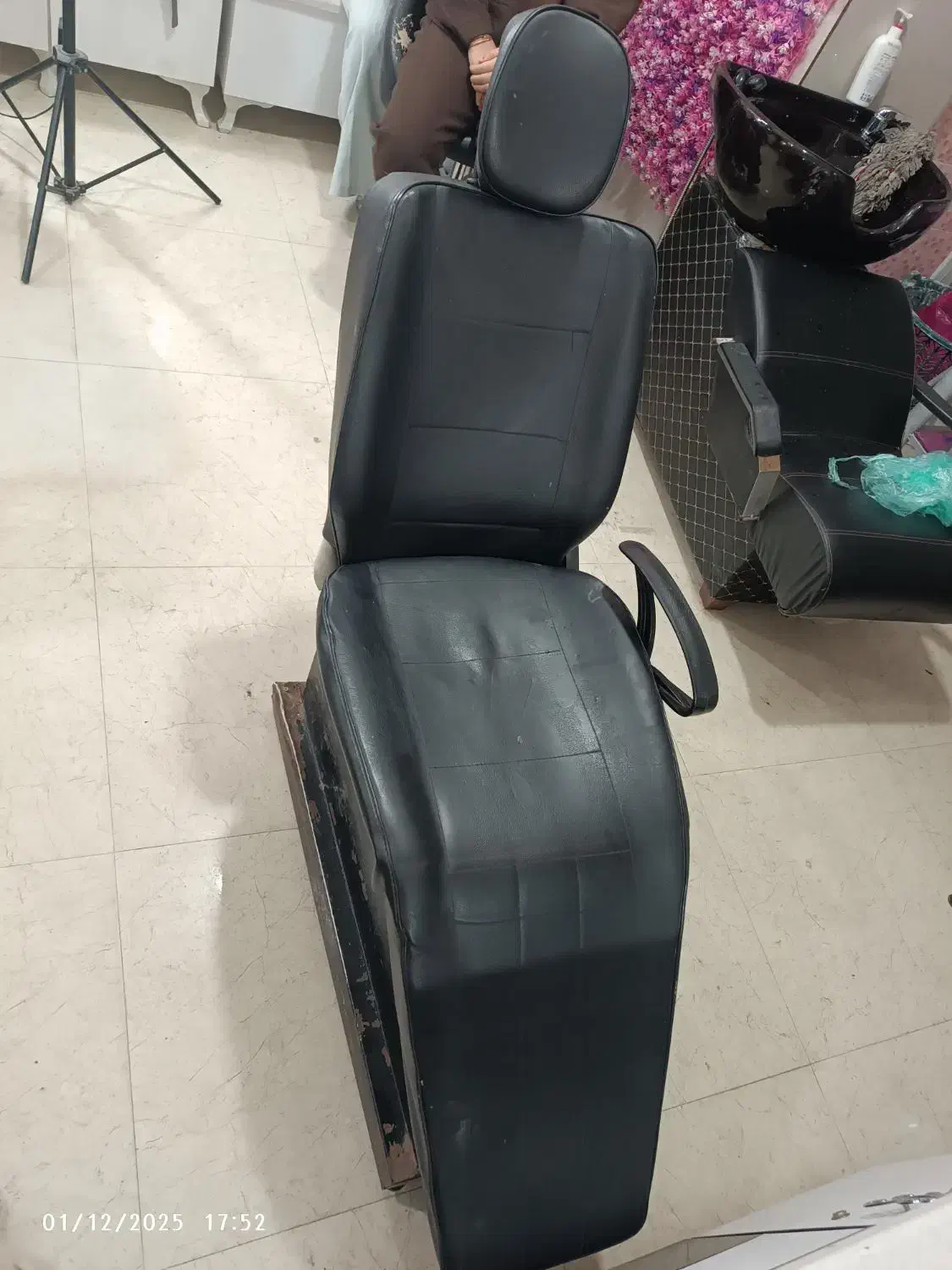 وسایل آرایشگاه زنانه|آرایشگاه و سالنهای زیبایی|هشتگرد, گلسار|دیوار