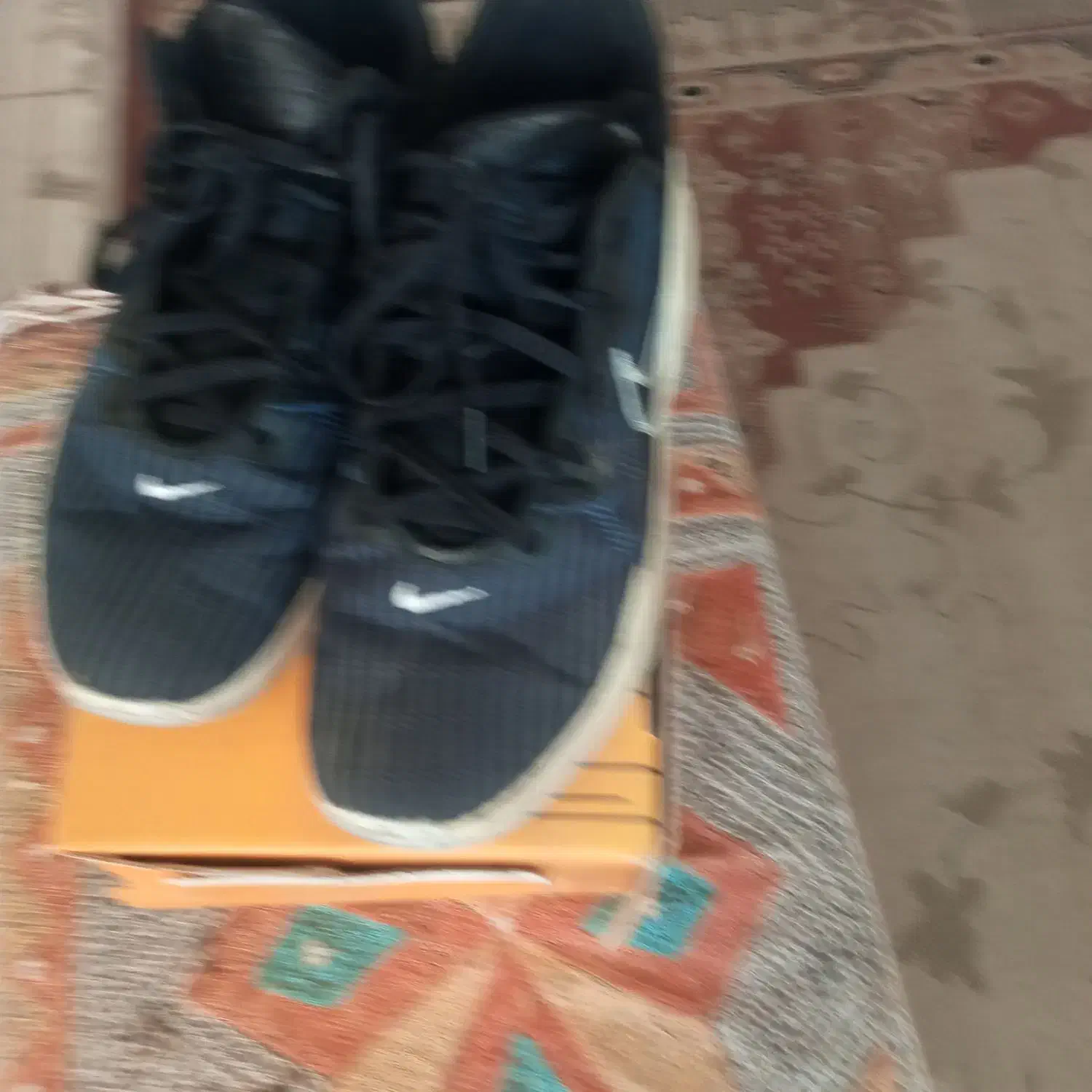 کفش اسپورت نایک|کیف، کفش، کمربند|هشتگرد, شهرک مهستان ۲|دیوار