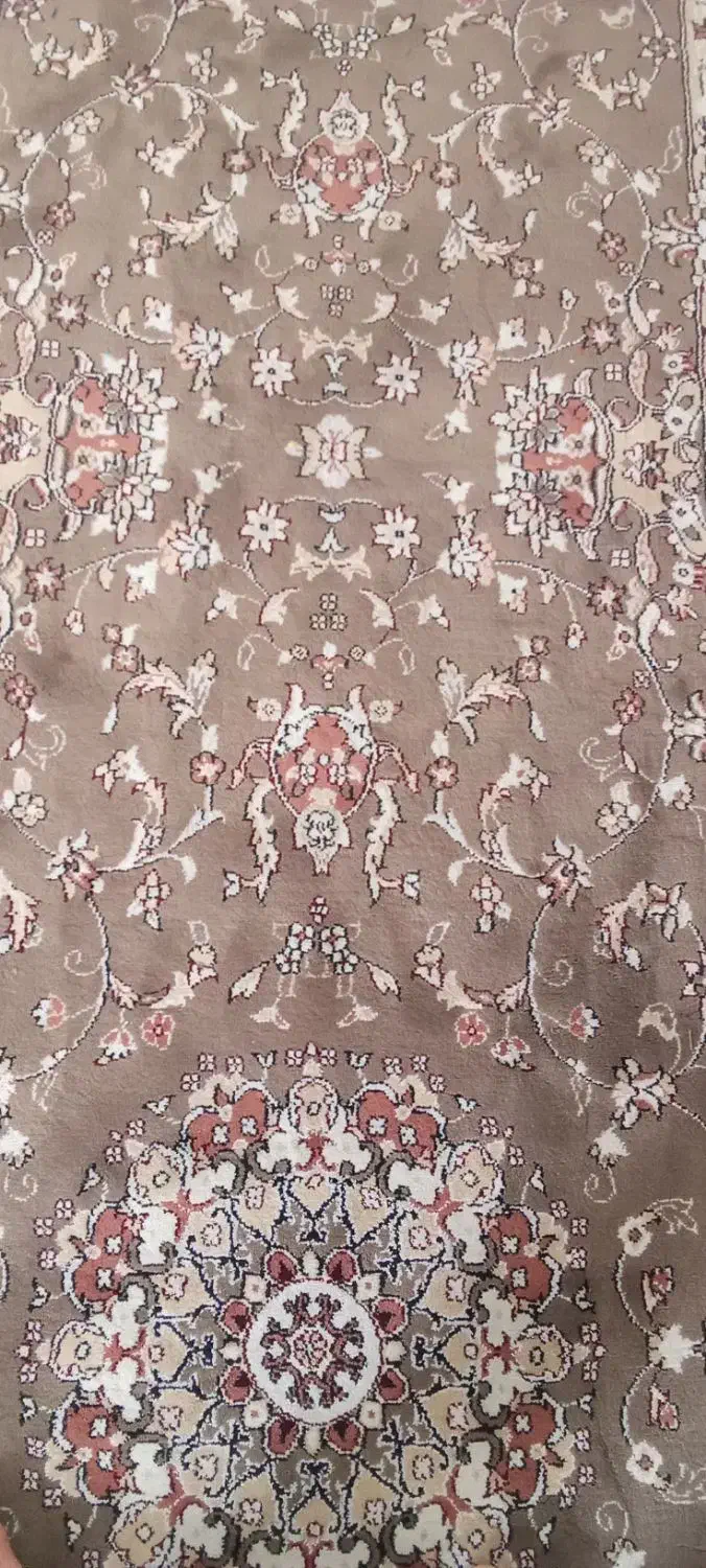 فرش کناره گردویی و یک عدد فرش 12|فرش|قم, شهر قائم|دیوار