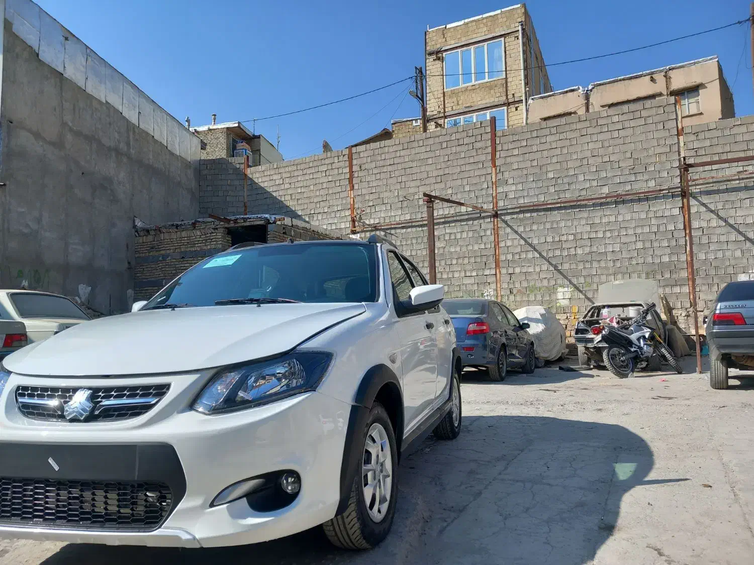 کوییک آر ، مدل ۱۴۰۲|خودرو سواری و وانت|کرمانشاه, |دیوار