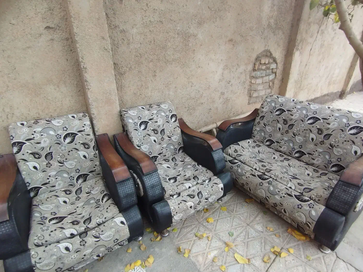 5میلیون. .|مبلمان خانگی و میز عسلی|تربت جام, جامی|دیوار