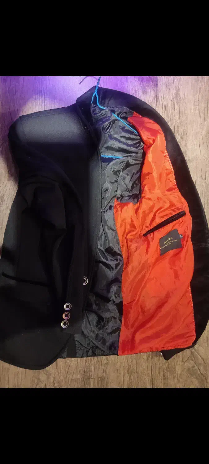 کت تک اسپورت|لباس|شیراز, کاراندیش|دیوار