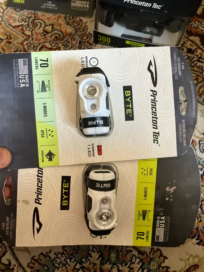 چراغقوه آمریکایی|کوهنوردی و کمپینگ|تهران, آهنگ|دیوار