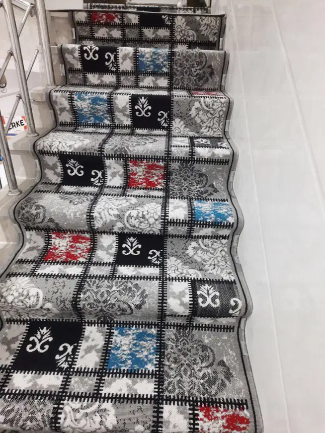 گلیم ۸ رنگ چهل تیکه موکت مدرن ۱۰۱۱|گلیم، جاجیم، گبه|قم, شاه ابراهیم|دیوار