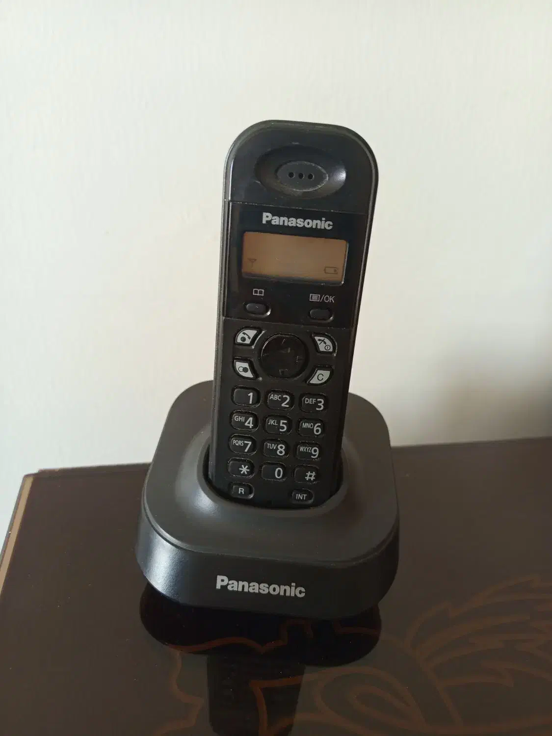 تلفن پاناسونیک|تلفن رومیزی|پرند, فاز ۵|دیوار