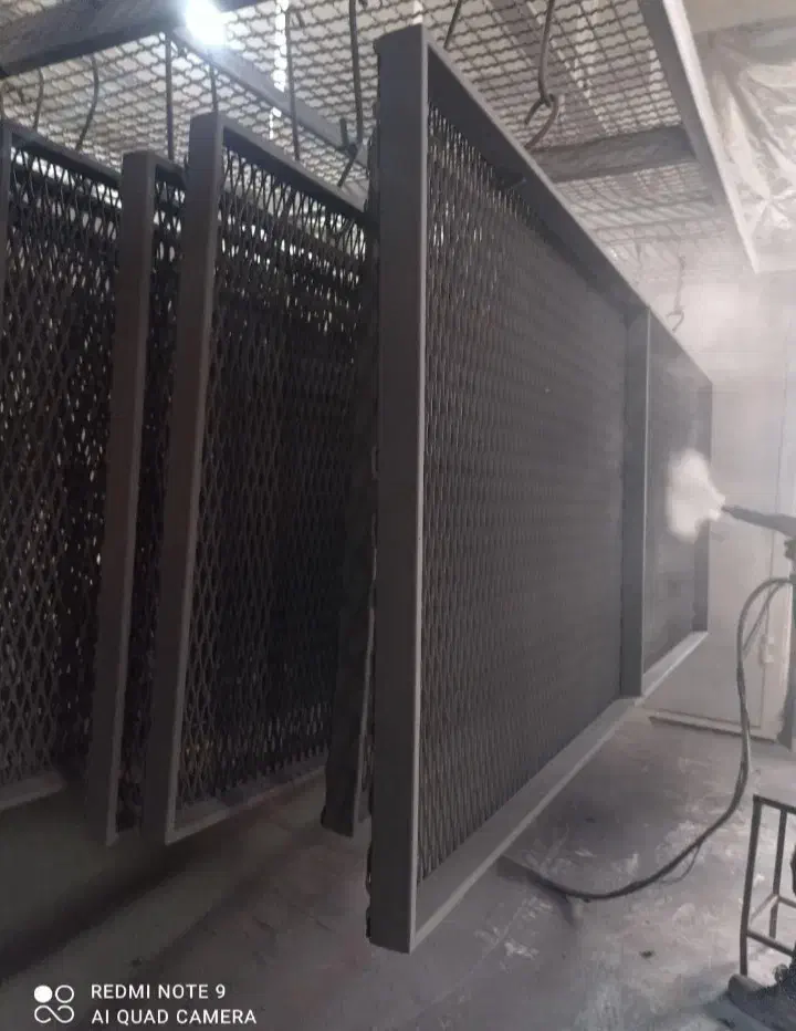 خدمات رنگ پودری نقاشی رنگ کوره ای رنگ کاری|خدمات پیشه و مهارت|تبریز, |دیوار