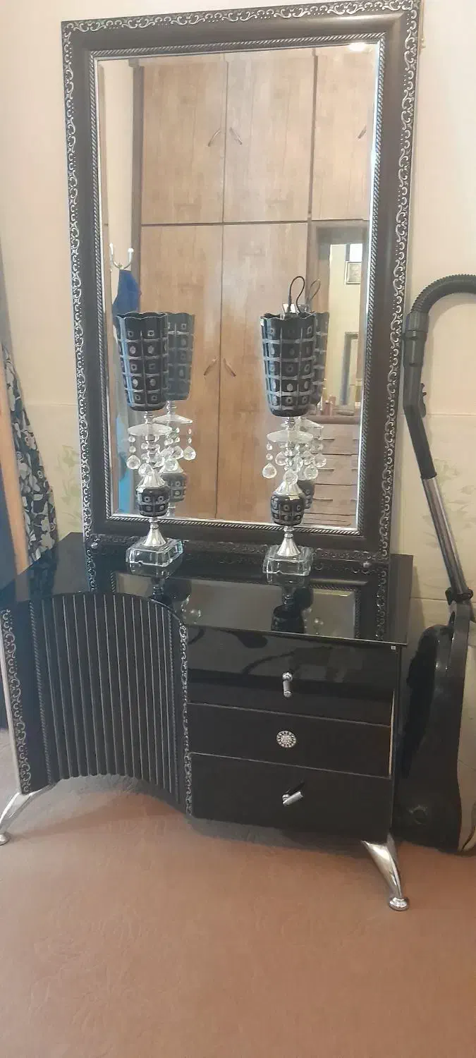 اینه وشمعدون|صنایع دستی و سایر لوازم تزئینی|تربت‌حیدریه, بالا ولایت|دیوار