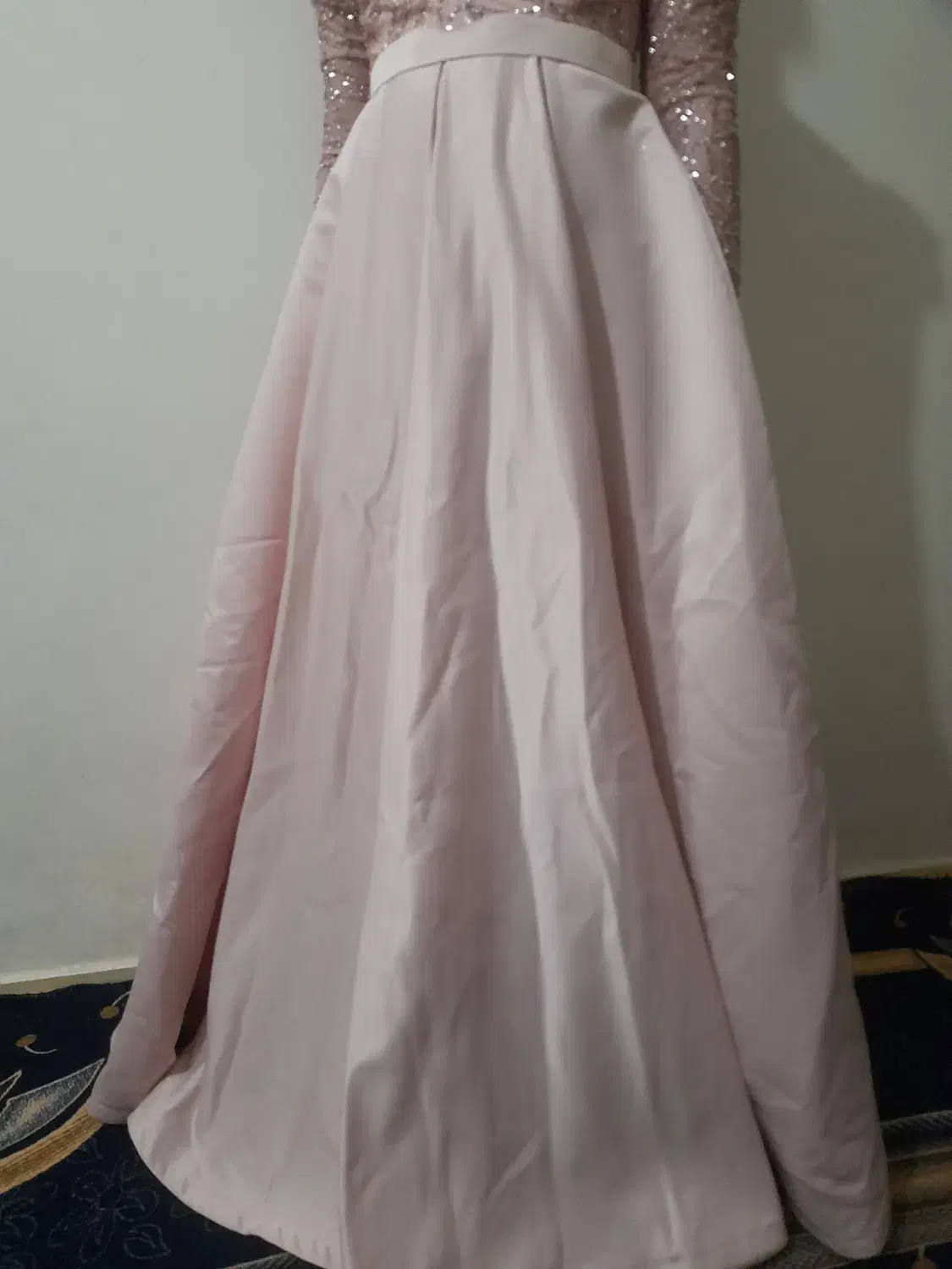 لباس مجلسی|لباس|شوشتر, |دیوار